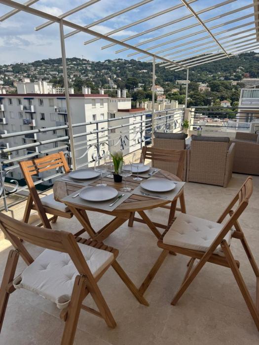 Charmant T2 rénové avec grande terrasse