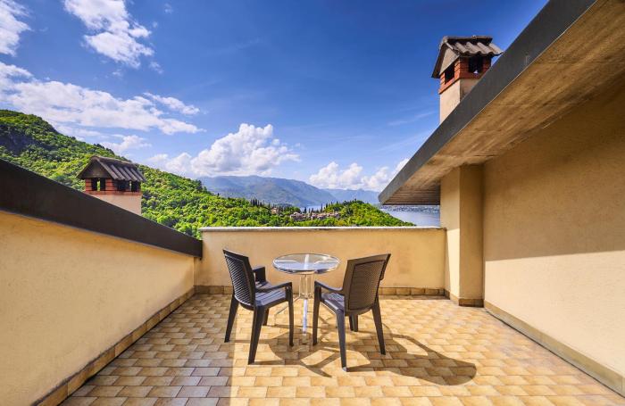 Private terrace with lake view near Varenna