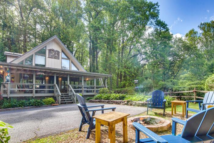 Family Friendly! Mtn Getaway in Maggie Valley