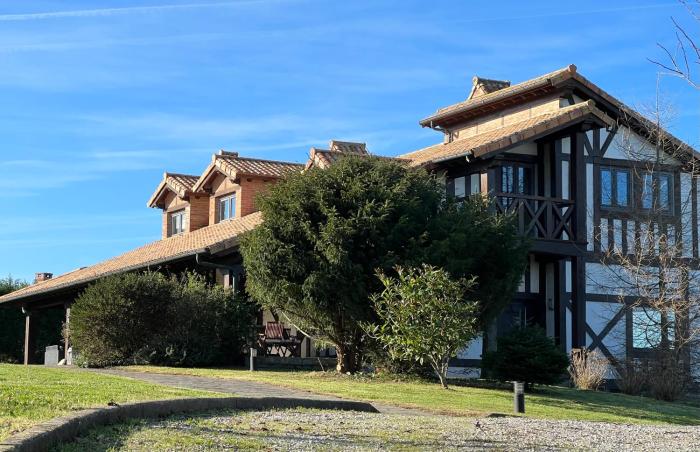 Magnífica villa mirando al mar