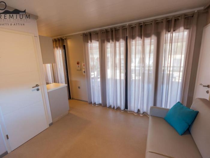 Charming Two-bedroom Mobile Homes Drage - Mobile Home with Sea View and Terrace