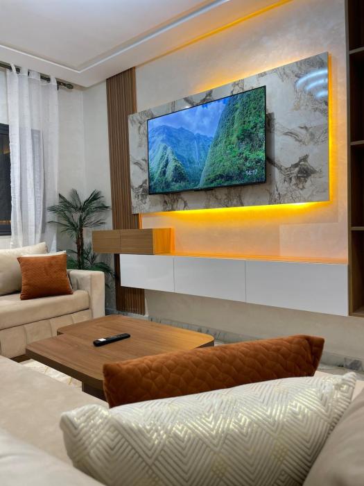 Cozy Flat in tanger 5 min to Grand stadium wifi iptv4K parking