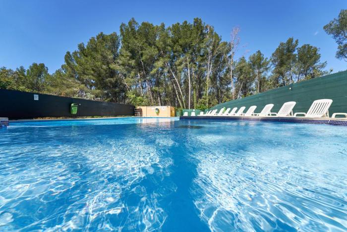 Évasion aux Cystes - Piscine & terrasse