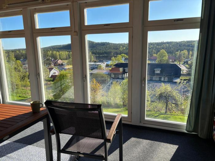 Stort hus, underbar utsikt & 3 min till Isaberg!