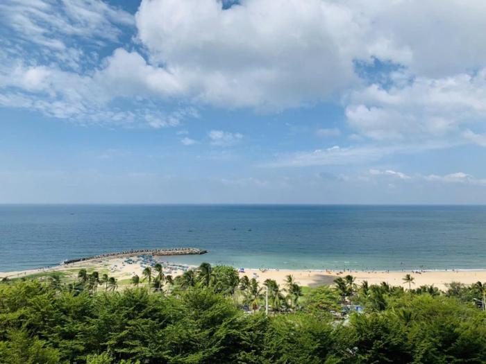 Ocean Vista Mai House