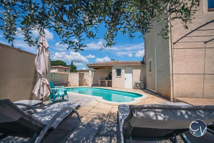 Quiet house with pool, ideal for families