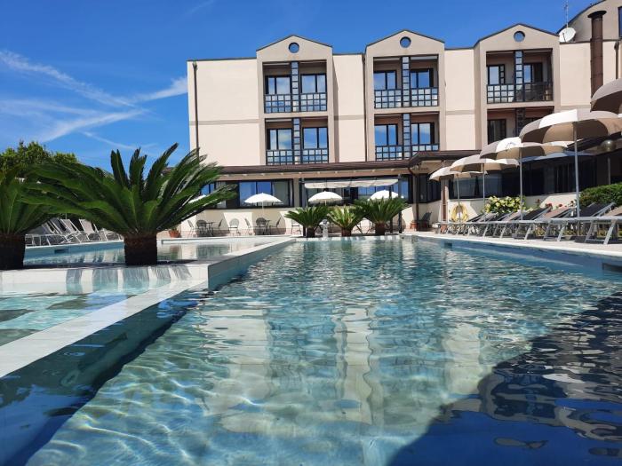 River Park Hotel