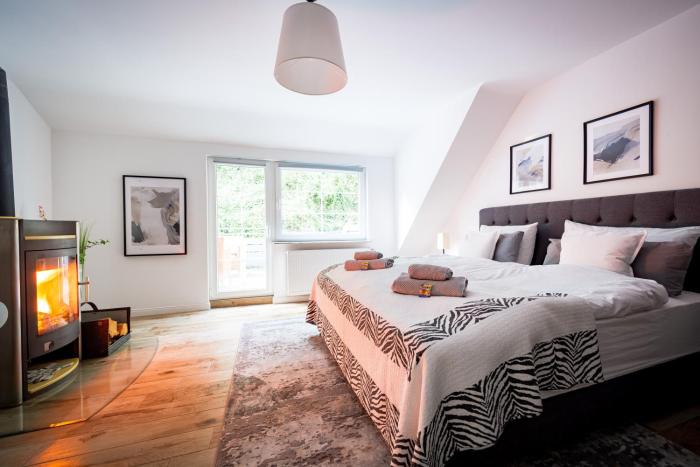Stilvolle Apartments mit Kamin - Schlossblick und 2-4 Zimmer 50-140qm - nahe A1 und Schloss Burg - Köln & Düsseldorf