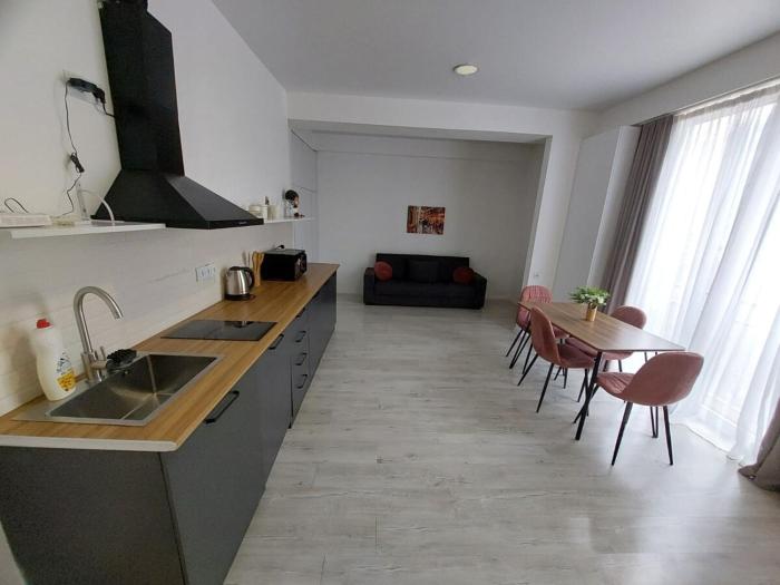 Sunny 1BR Gorgasali Top 53#1