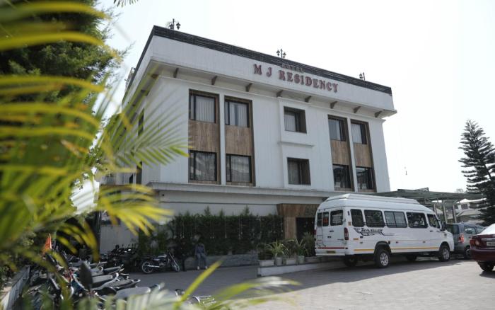 Hotel MJ Residency