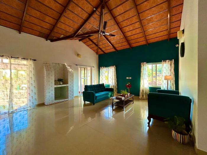 Villa Mercara- Spacious 4BHK in Central Madikeri