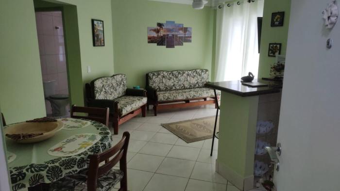 Apto de dois quartos na ENSEADA Guarujá