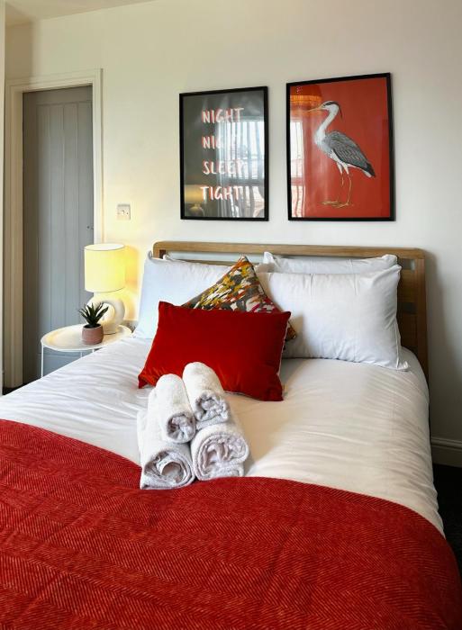 Ideal Wigan Base - 1BR for Cosy Stays