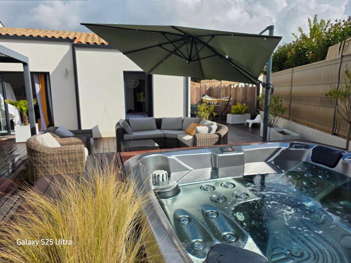 Maison familiale en bord de mer avec JACUZZI