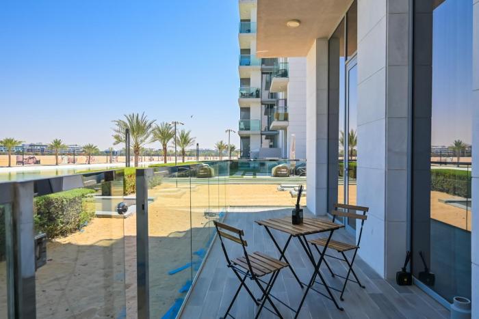 Crystal Escape 1BR Lagoon Access