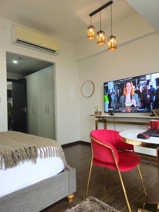 Aeon Towers Luxury Suites