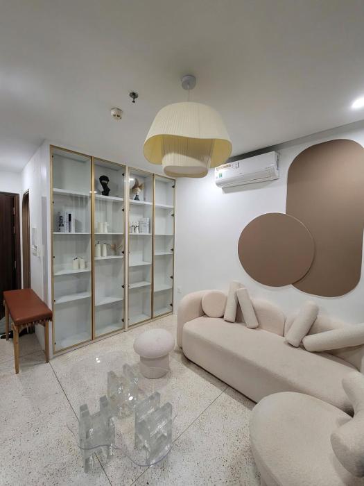 Your House The Manor Crown Apartment