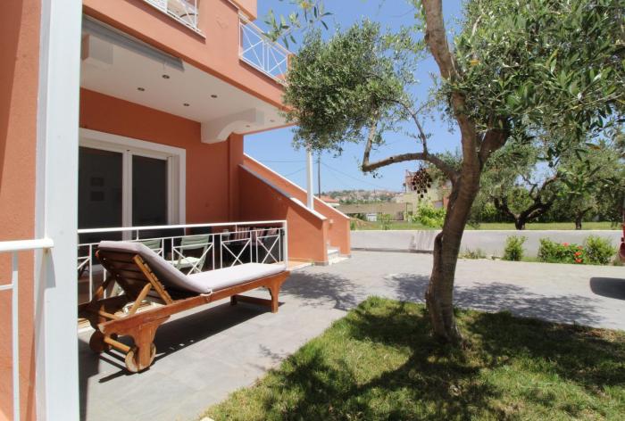 Mavrovouni Beach House Right