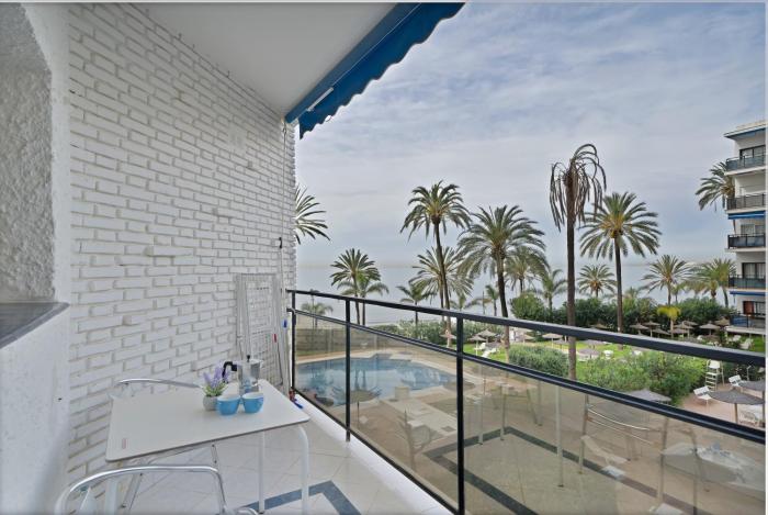 SKOL A103 - Wā Marbella Beach