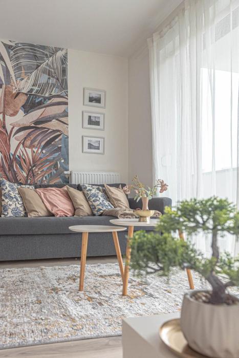 Dob36 Apartment with FREE Private PARKING and BALCONY