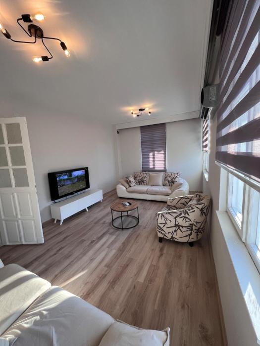 Big flat 20 minutes to Oldtown