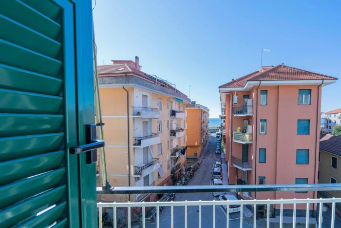 112C- Casa Cavi di Lavagna, a soli 150metri dal Mare e dalle Spiagge