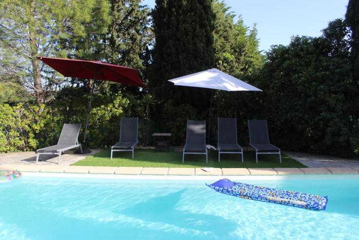 La villa des six ifs - La glycine