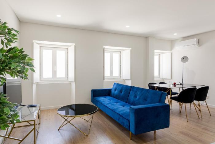 The Lisbon Hideaway, 2 Bed Urban Terrace Stay