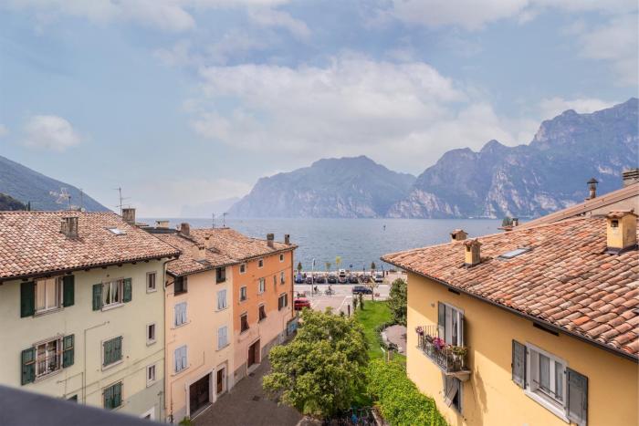 GARDA LIVING APARTMENTS Torbole