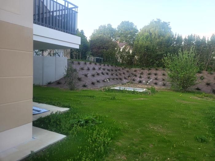 Chambre privée , dans un 4 pièces , avec SDB privative