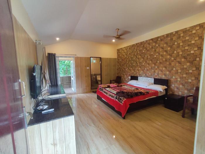 Golden Lake View Resorts