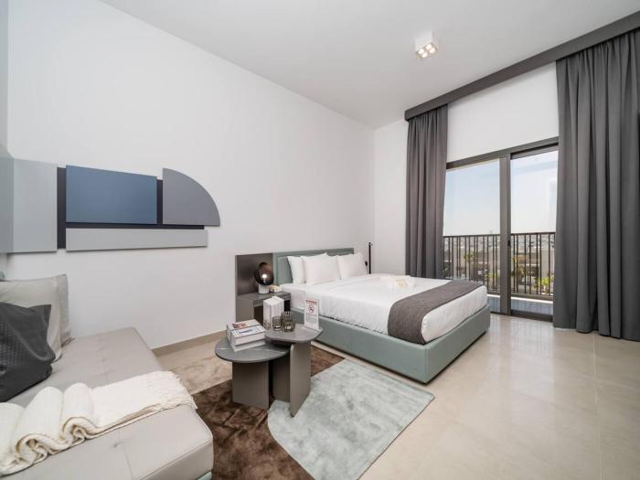 Contemporary Meydan Studio Escape