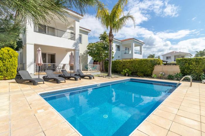 Villa Matheos - Elegant 3-BR Retreat near Coralia Beach