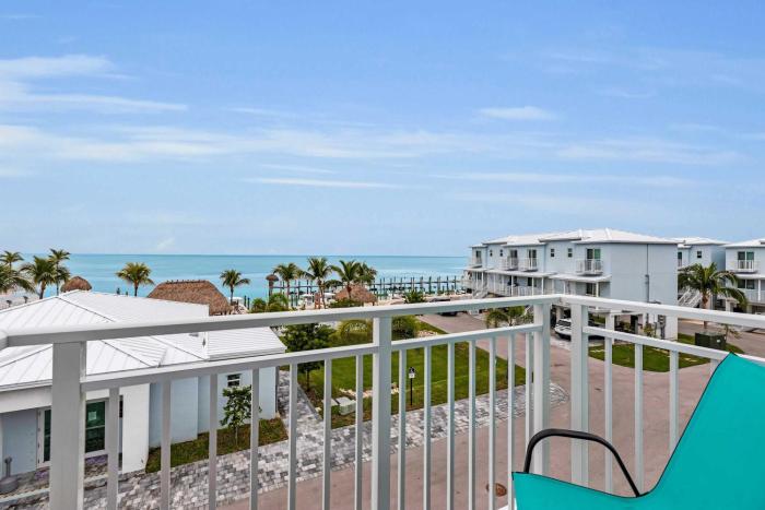 Seashell Sanctuary 1B 2Ba Pool Clubhouse Elevator