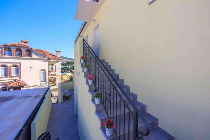 Apartment in Crikvenica 45028