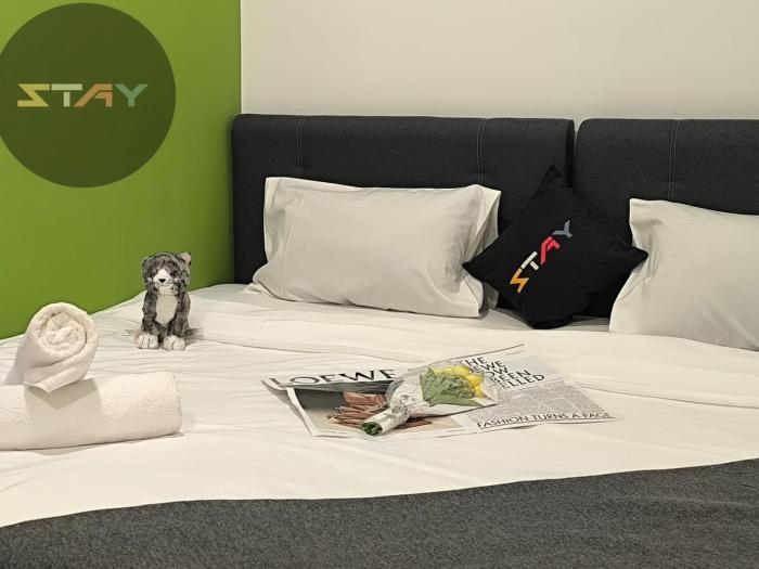Meridin Sovo 4Pax GreyGreen Retreat Netflix BySTAY
