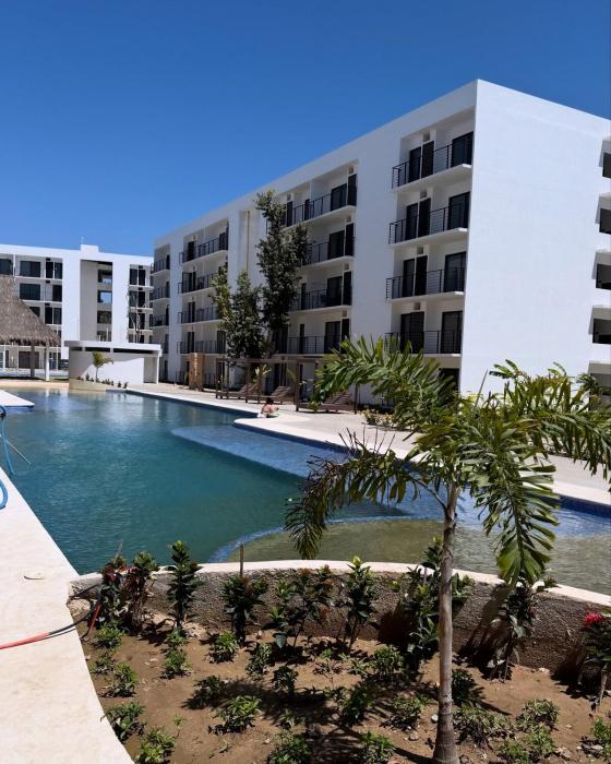 Bonito y Comodo Departamento con Alberca cerca de la Playa