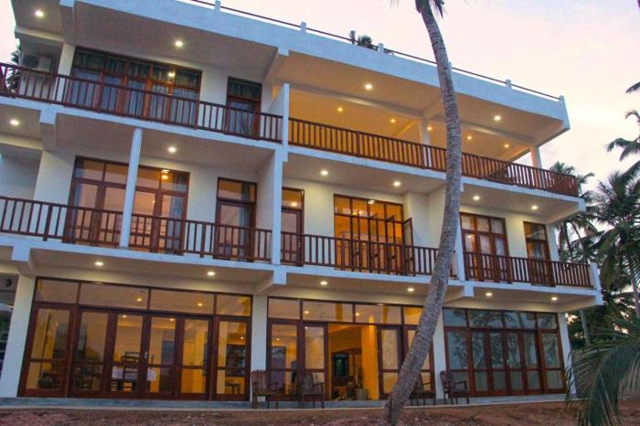 Savenrose Beach Villa