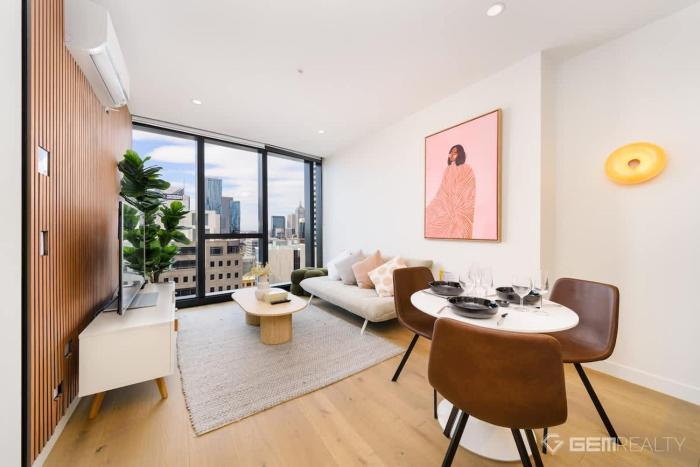 1Br1Ba1Study Garden view apt Southern Cross Pool Gym Sauna