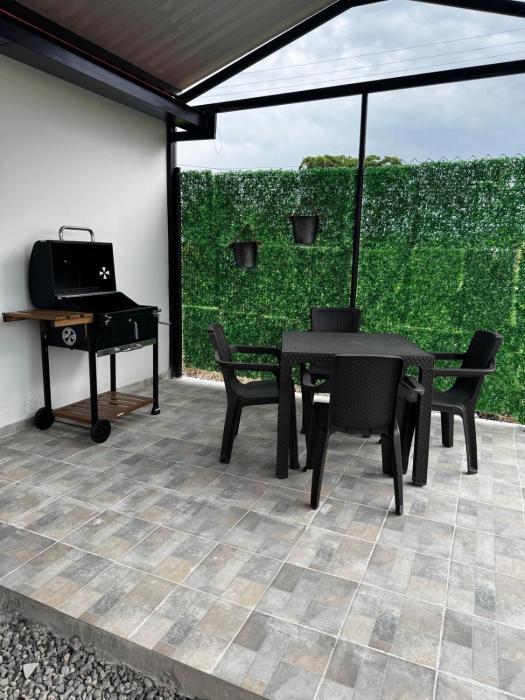 Casa con Parrilla y Espacios al Aire Libre
