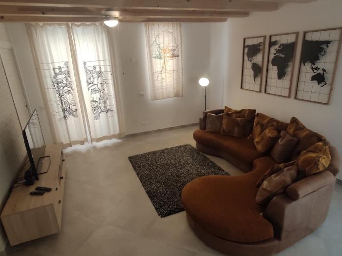 Central modern vacation home in Lascari - Casa Vacanze Luna