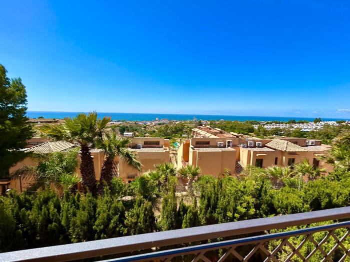 Luna-Villa de Riviera with Sea-View