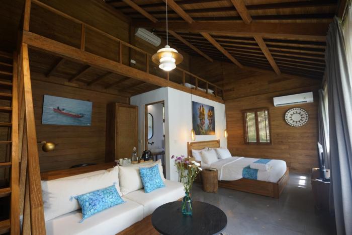 Pool & Jungle View Family Room in Kaba-Kaba