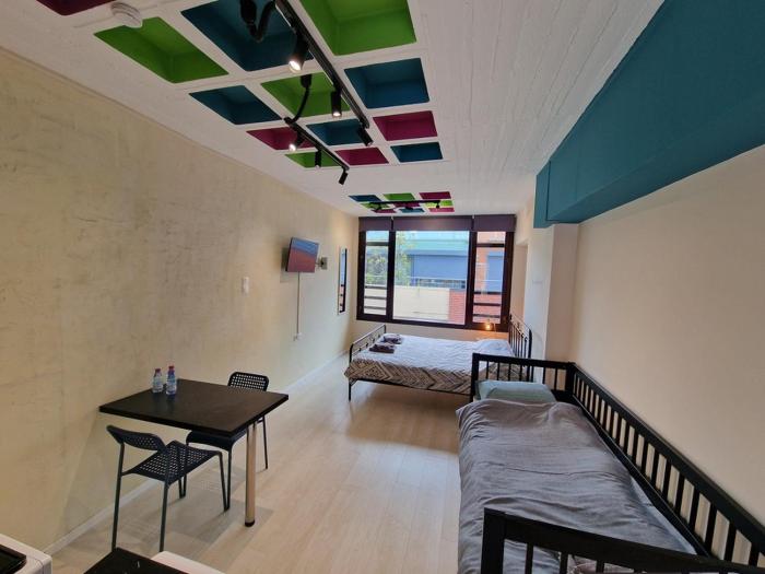 Dianas Cozy 7 Studio