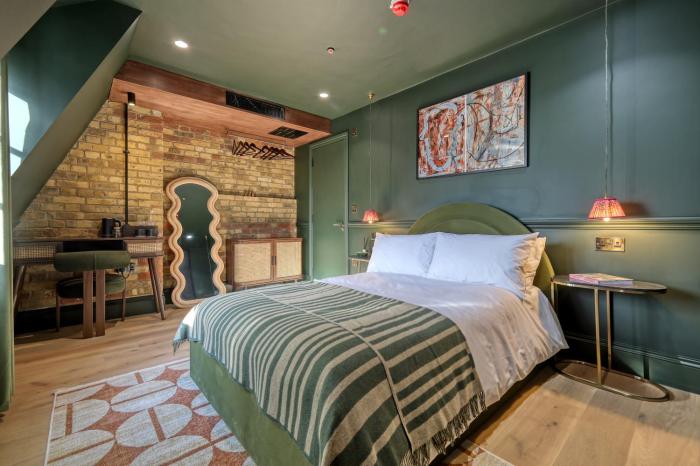 The Carlton Tavern Hotel