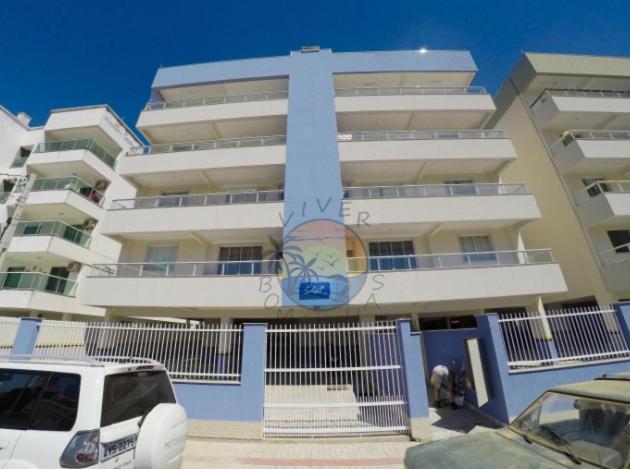 Apartamento na Zona Central da Praia com 02 Dormitórios