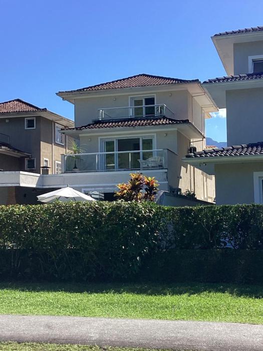 Casa moderna e confortável no Condomínio Porto Frade - Angra