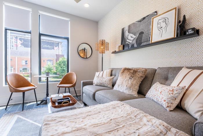 The Commodore by Stay Local Nashville