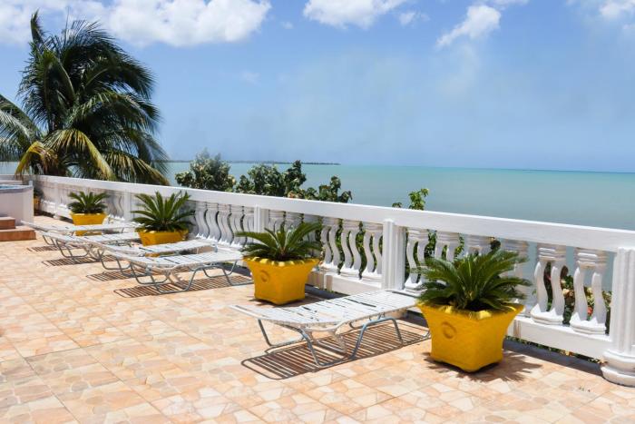 Oceanfront Family Villa