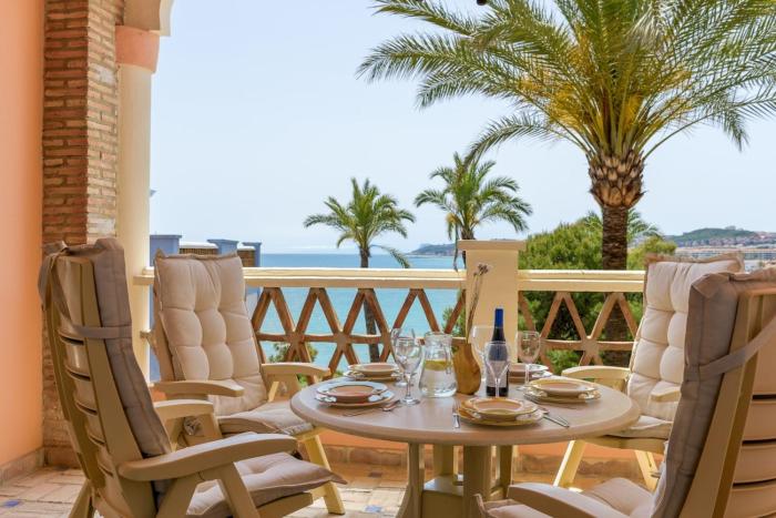 Seafront penthouse, Casares